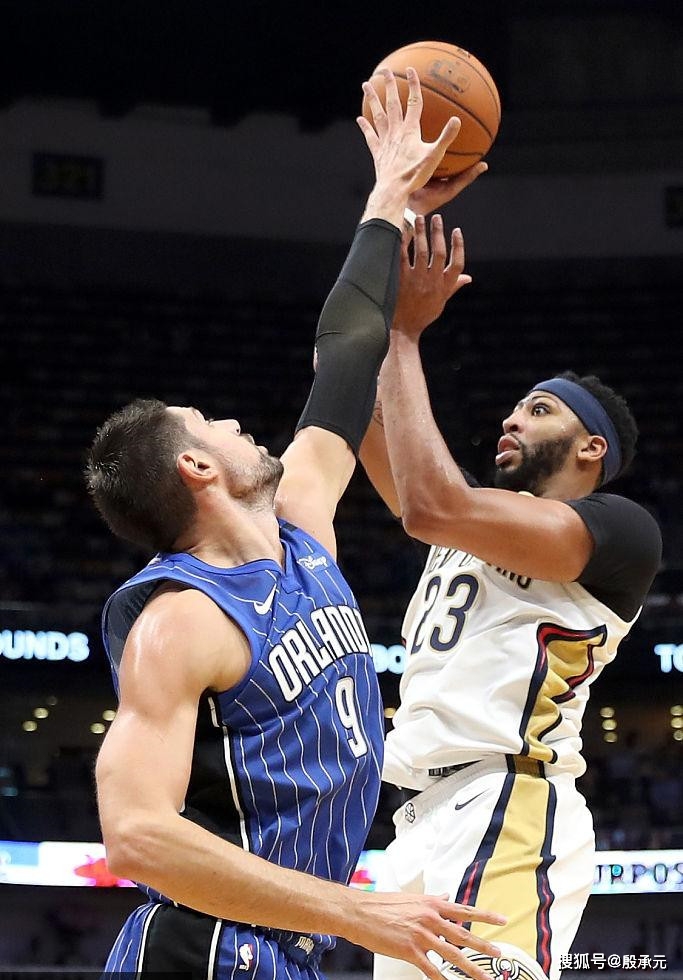 与此同时 与此同时