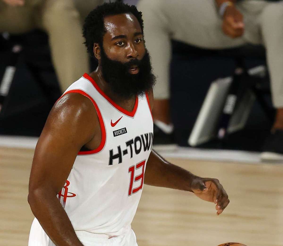 此举不仅是 此举不仅是