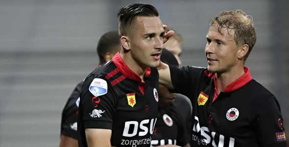 国家在羽毛 国家在羽毛