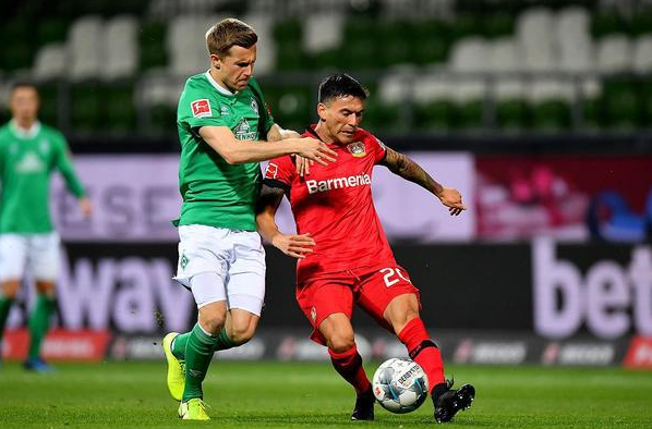 并满足新主 并满足新主