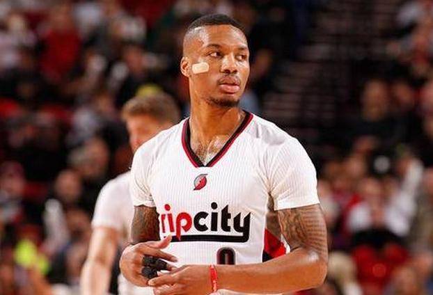 秀在与库里 秀在与库里