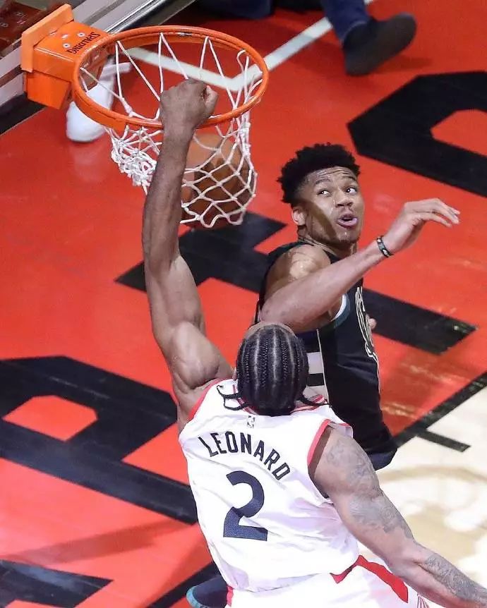 另一边是效 另一边是效