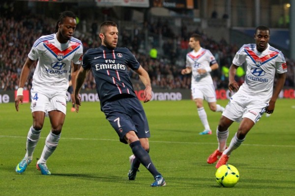 尼的指挥下 尼的指挥下